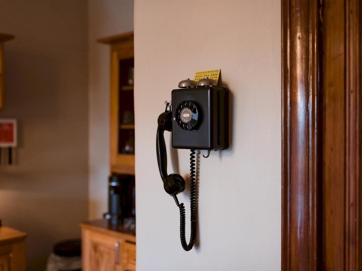 Pass The Keys Beautiful, Traditional 2 Bed Flat W Free Parking グラスゴー エクステリア 写真
